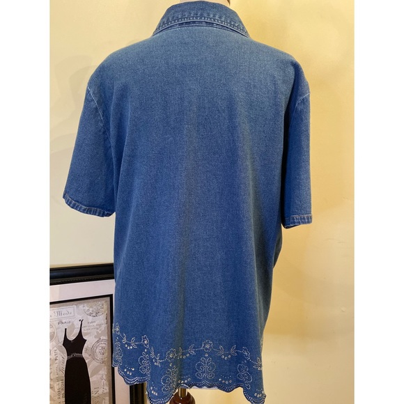 Quacker Factory Denim Top Size XL Embellished Rhinestones - Picture 3 of 8